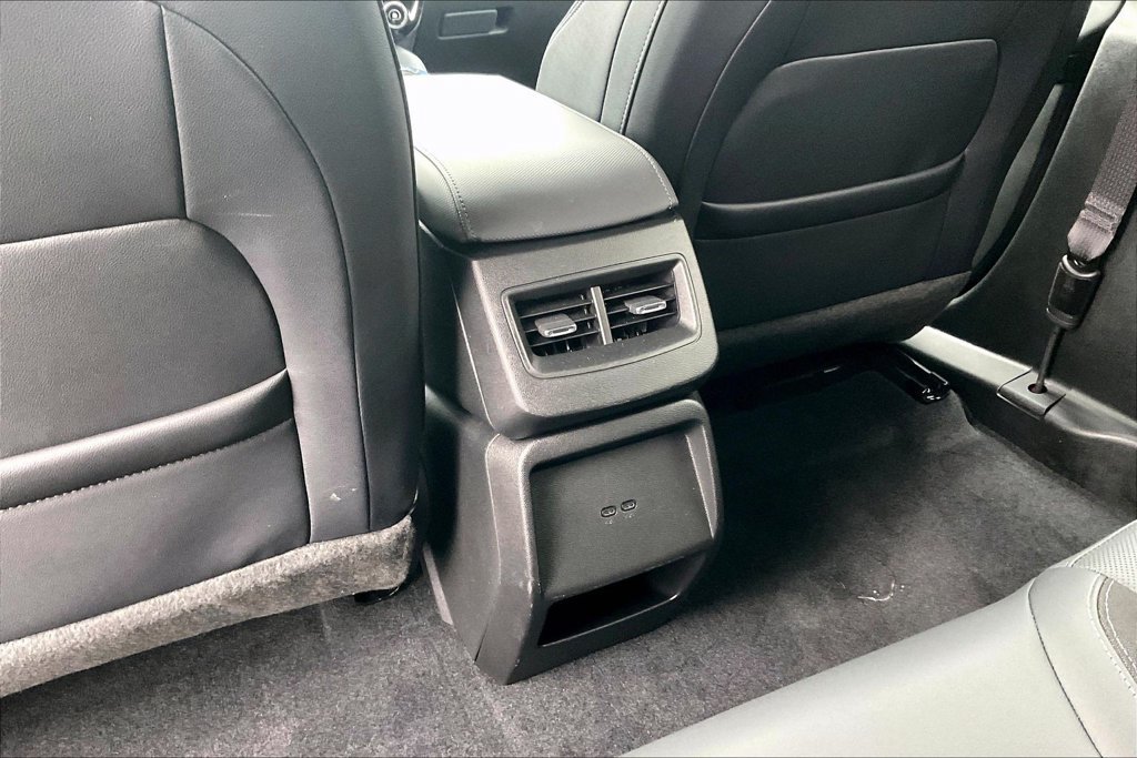 Used 2024 Chevrolet Equinox EV LT FWD image 11