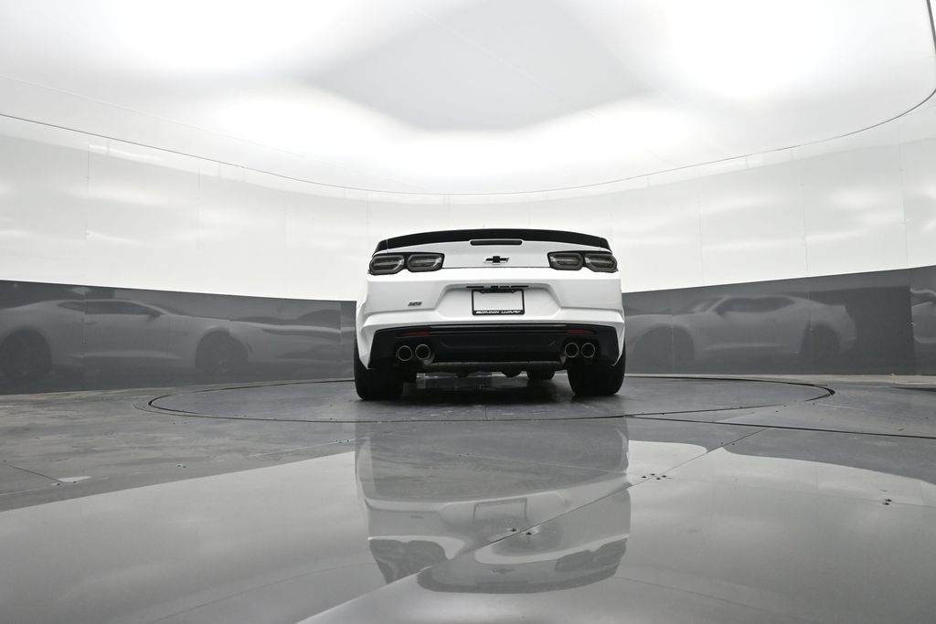 Used 2019 Chevrolet Camaro SS image 26