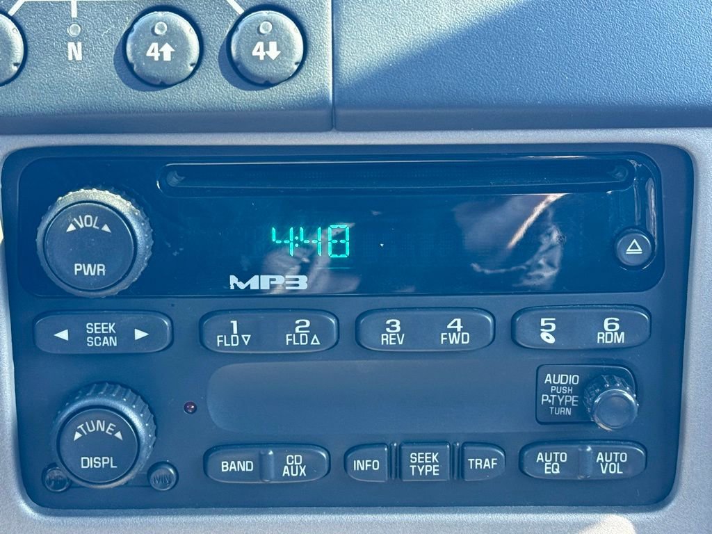 Used 2005 Chevrolet Colorado LS image 3