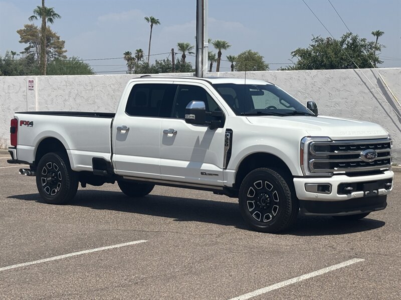 Used 2023 Ford F350 Platinum AWD/4WD image 2