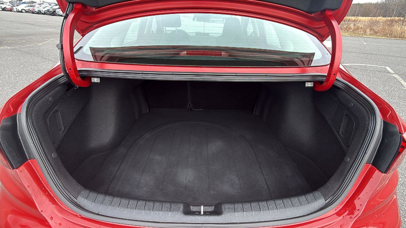 Used 2024 Kia Forte LXS image 19