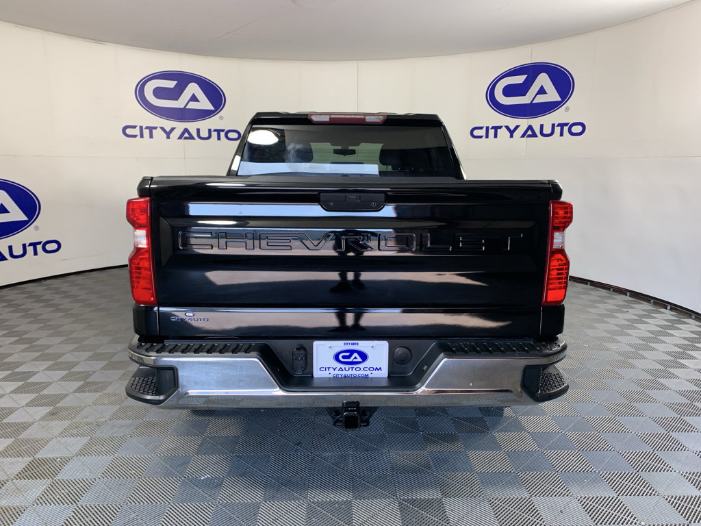 Used 2021 Chevrolet Silverado 1500 LT RWD image 4