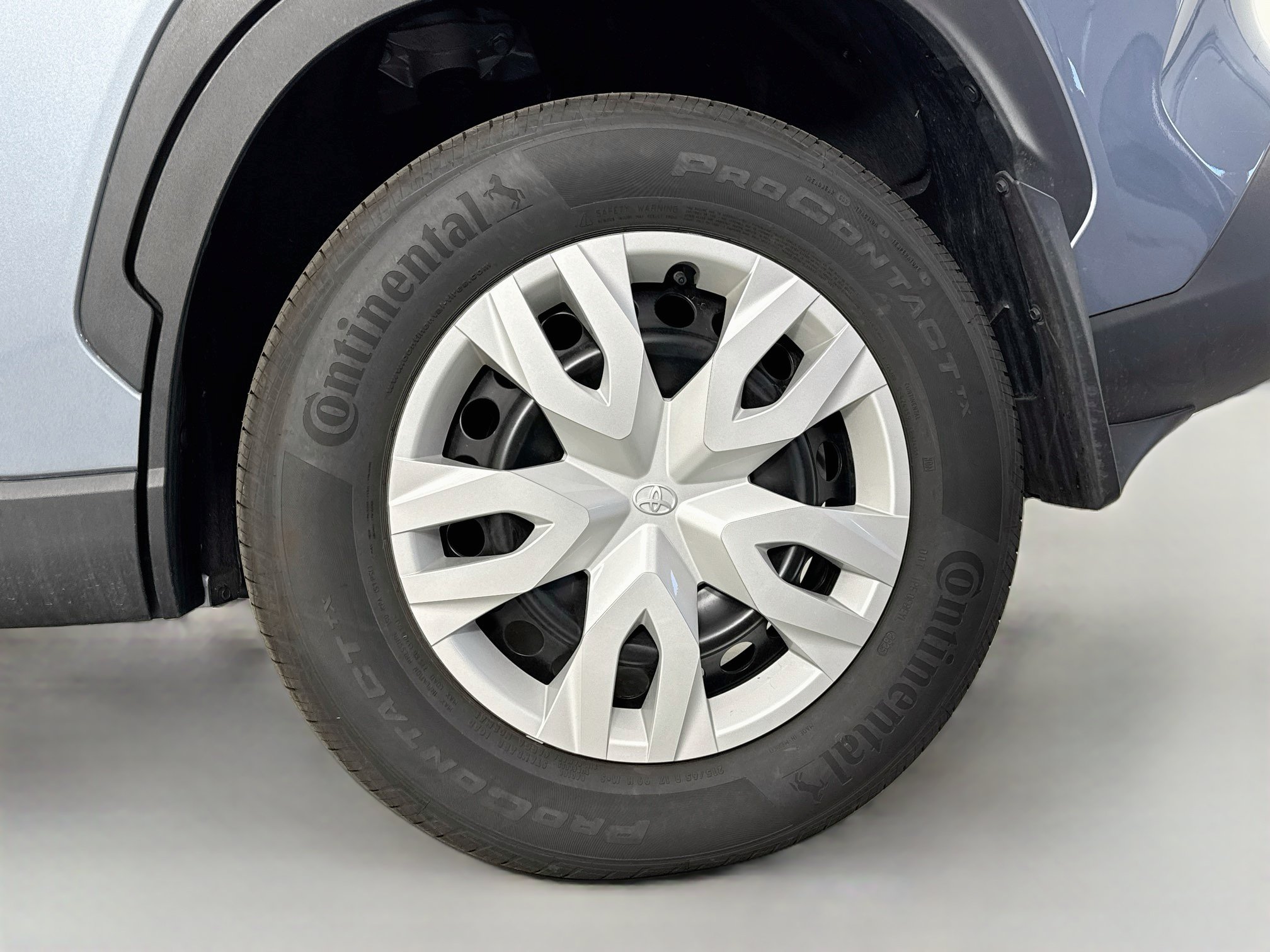 Certified 2026 Toyota Corolla Cross L AWD/4WD image 29