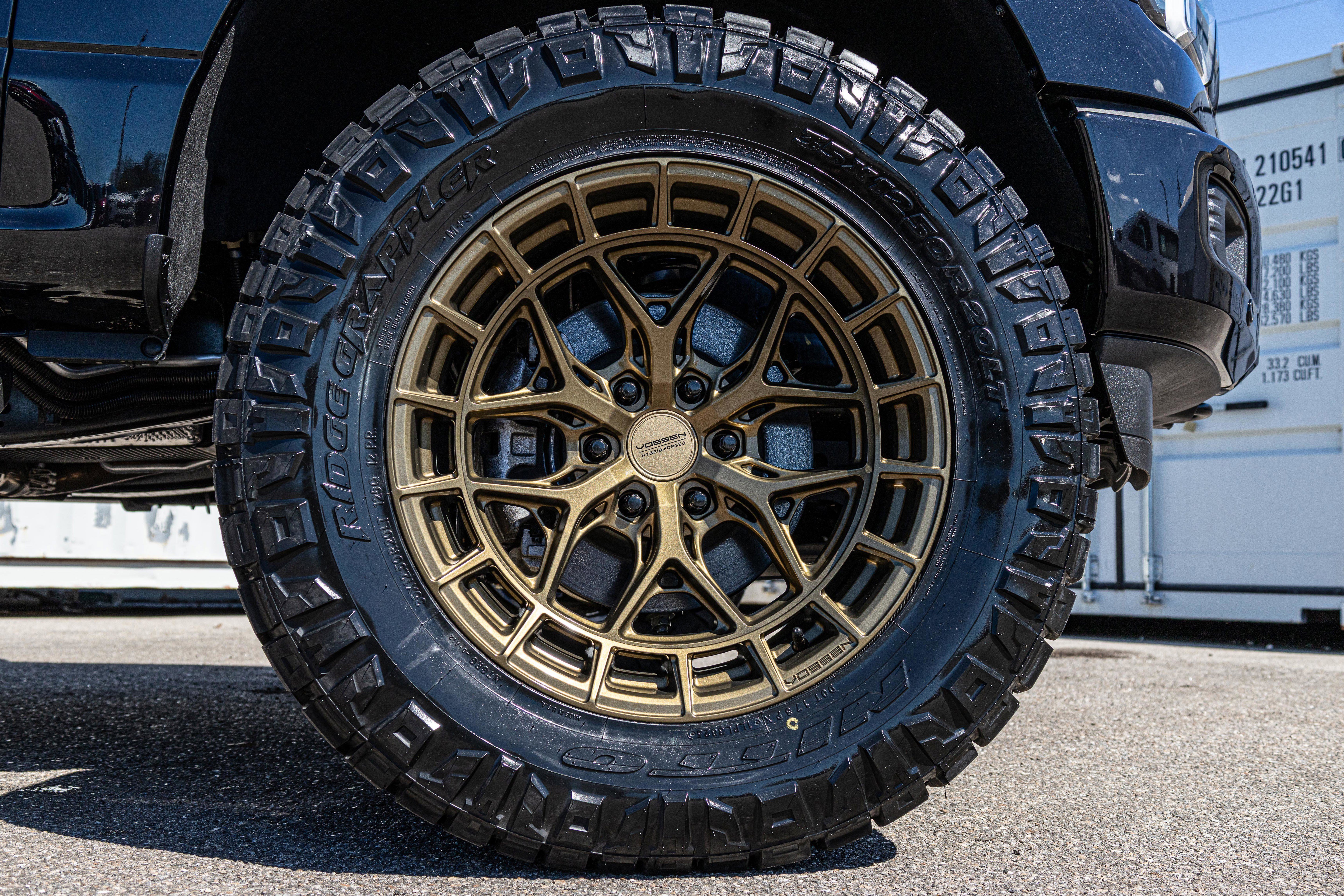 New 2025 Ford F150 Lariat w/ Equipment Group 502A High image 13