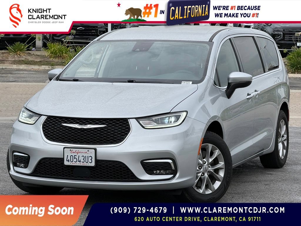Used 2023 Chrysler Pacifica Touring-L