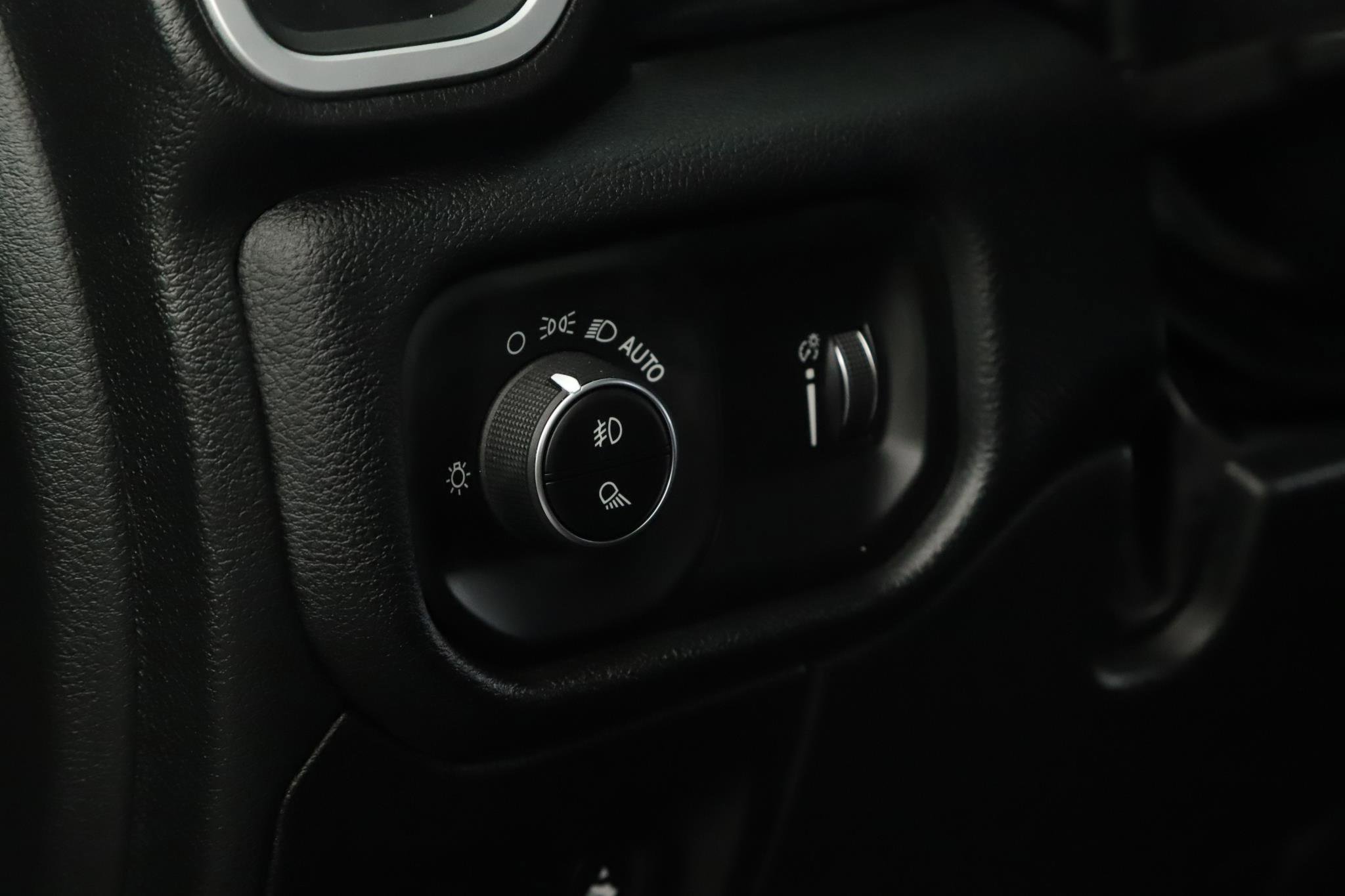 Used 2022 RAM 1500 Big Horn AWD/4WD image 7