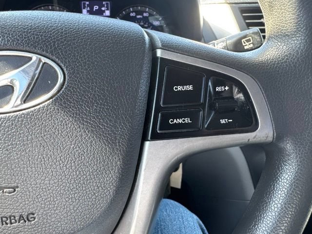 Used 2017 Hyundai Accent SE FWD image 27