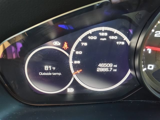 Used 2021 Porsche Cayenne AWD/4WD image 30