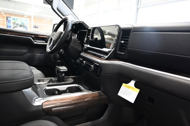 New 2026 Chevrolet Silverado 1500 LT Trail Boss AWD/4WD image 15