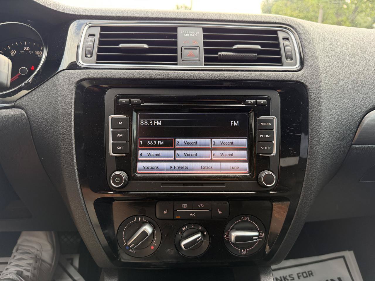 Used 2015 Volkswagen Jetta TDI SE FWD image 22