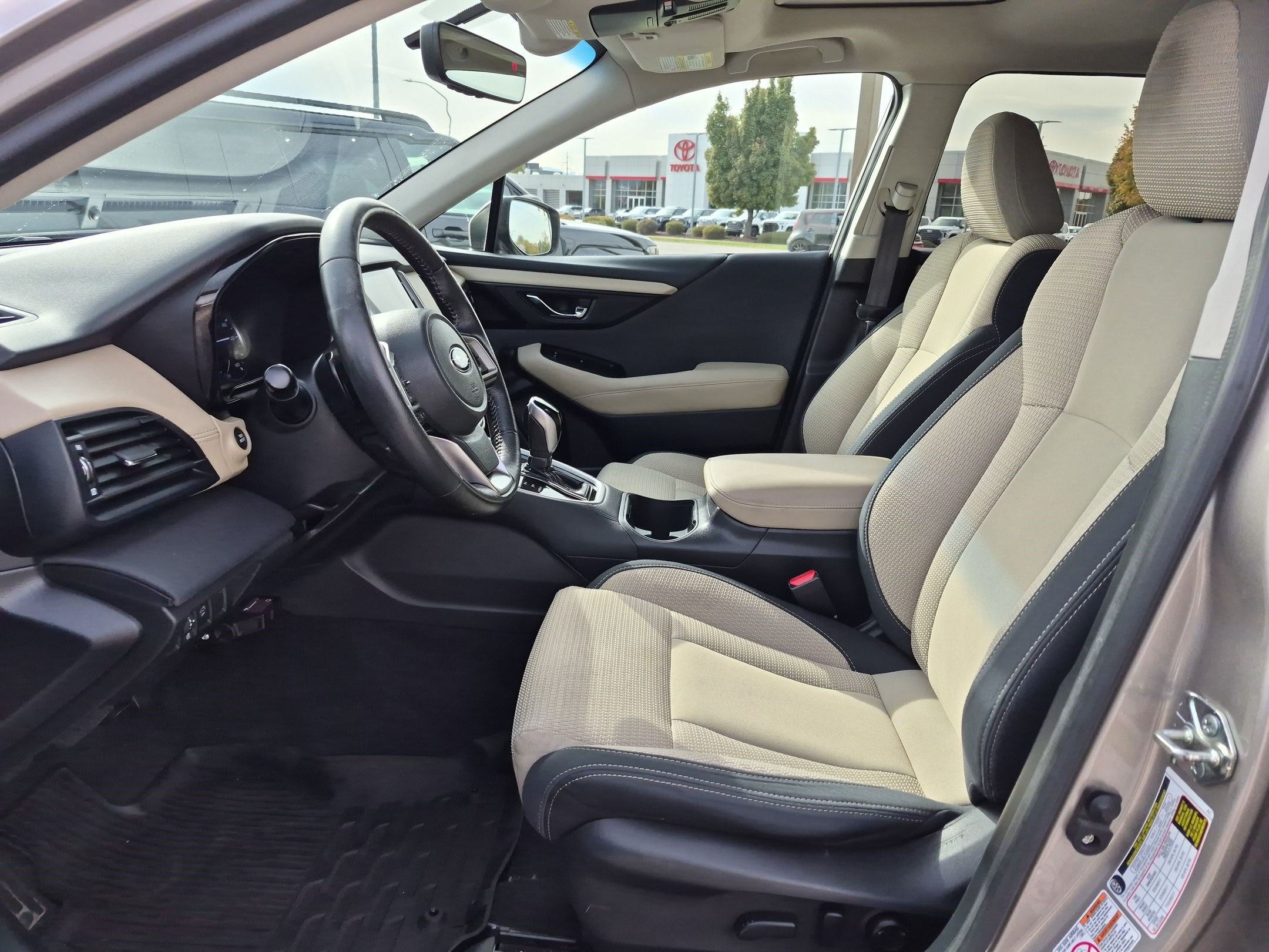 Used 2020 Subaru Outback Premium w/ Popular Package #1 AWD/4WD image 16