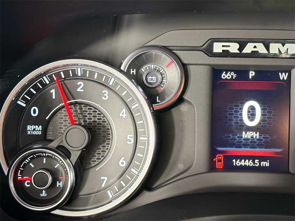 Used 2024 RAM 2500 Big Horn w/ Bed Utility Group image 12