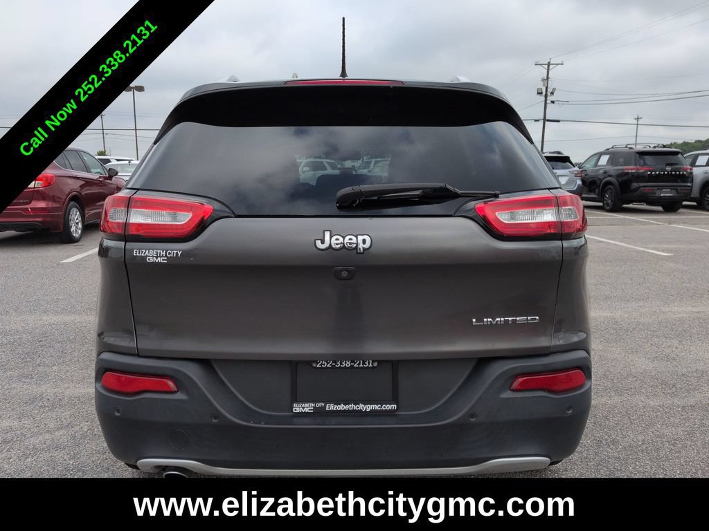 Used 2018 Jeep Cherokee Limited FWD image 5