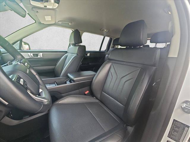 Used 2026 Hyundai Santa Fe SEL AWD/4WD image 15