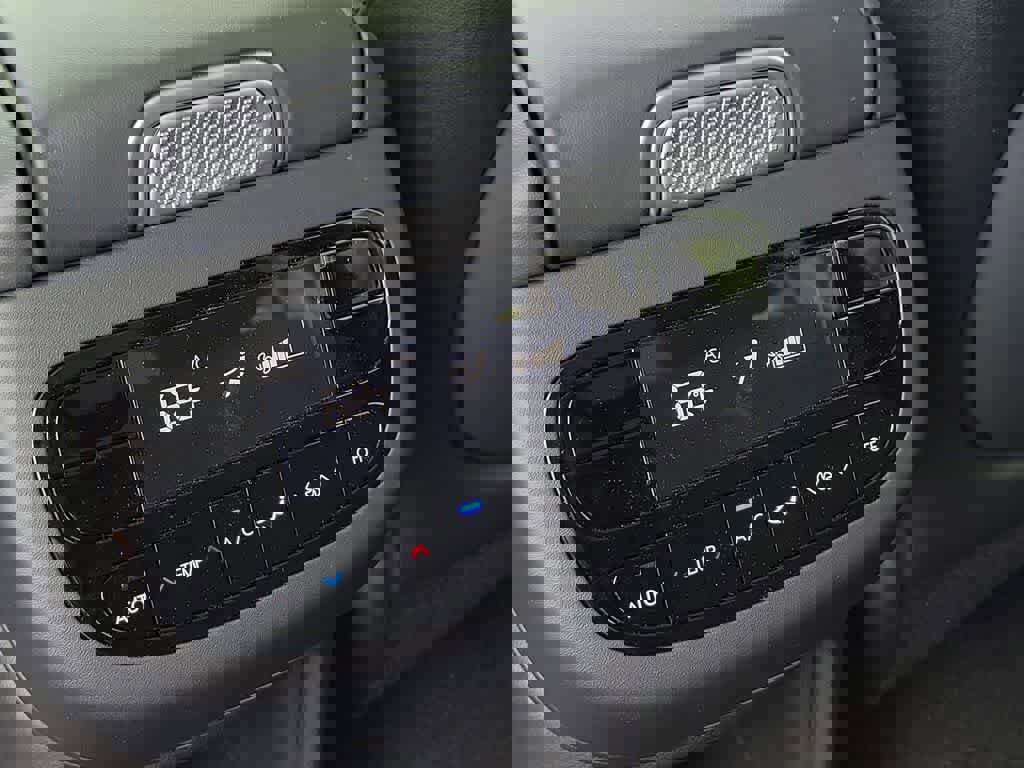 New 2026 Hyundai Ioniq 9 SE image 12