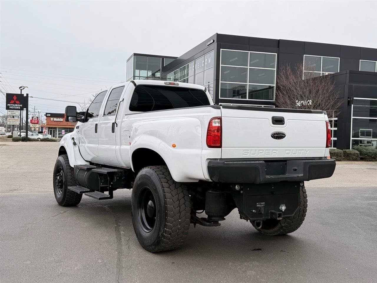 Used 2012 Ford F650 2WD Crew Cab Super Duty image 3