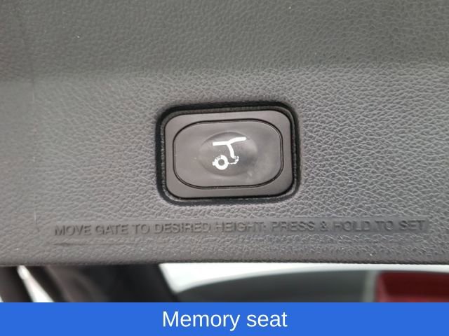 Used 2018 Ford Explorer Platinum image 9