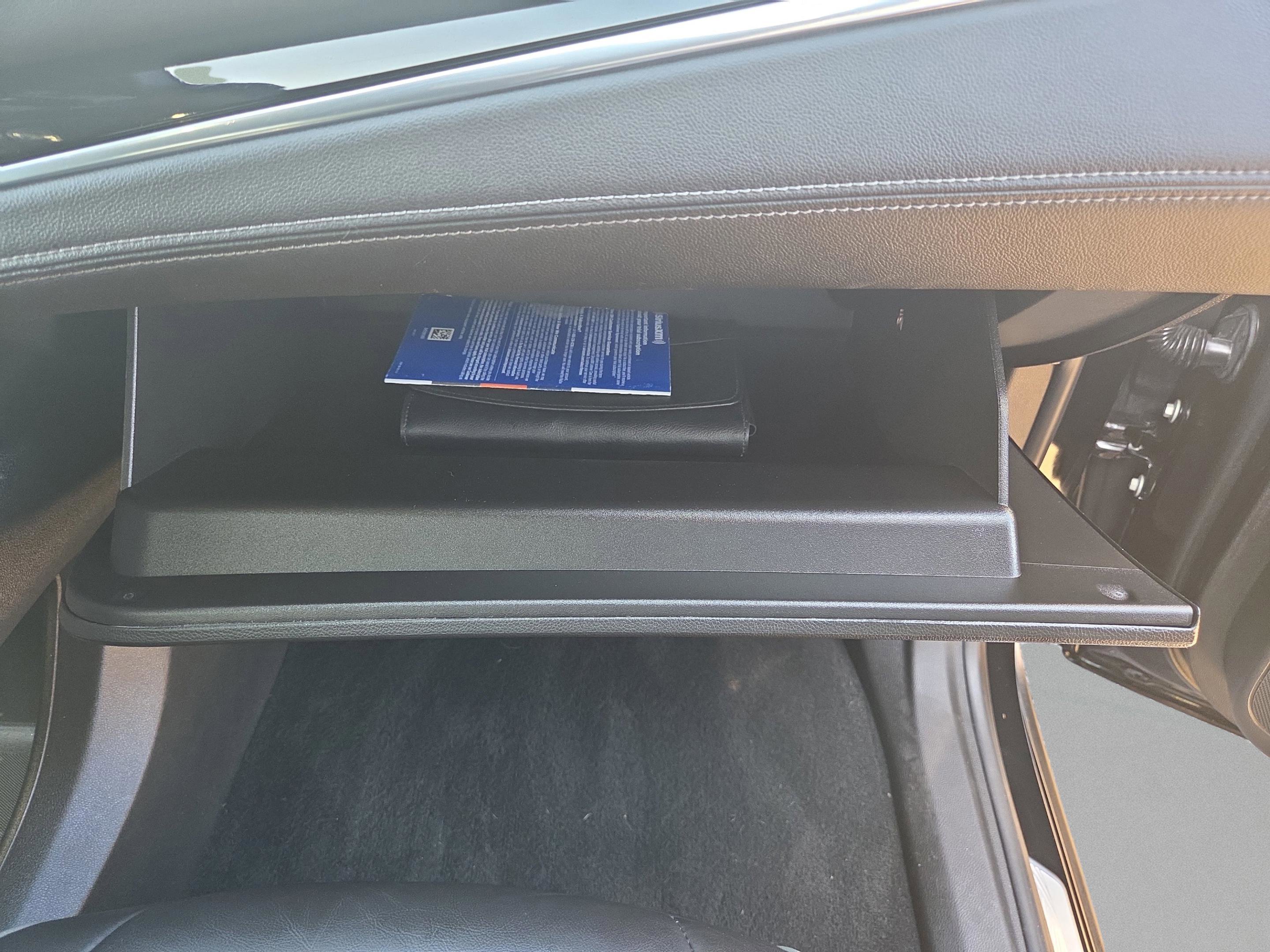 Used 2022 Buick Enclave Avenir w/ Avenir Technology Package image 45