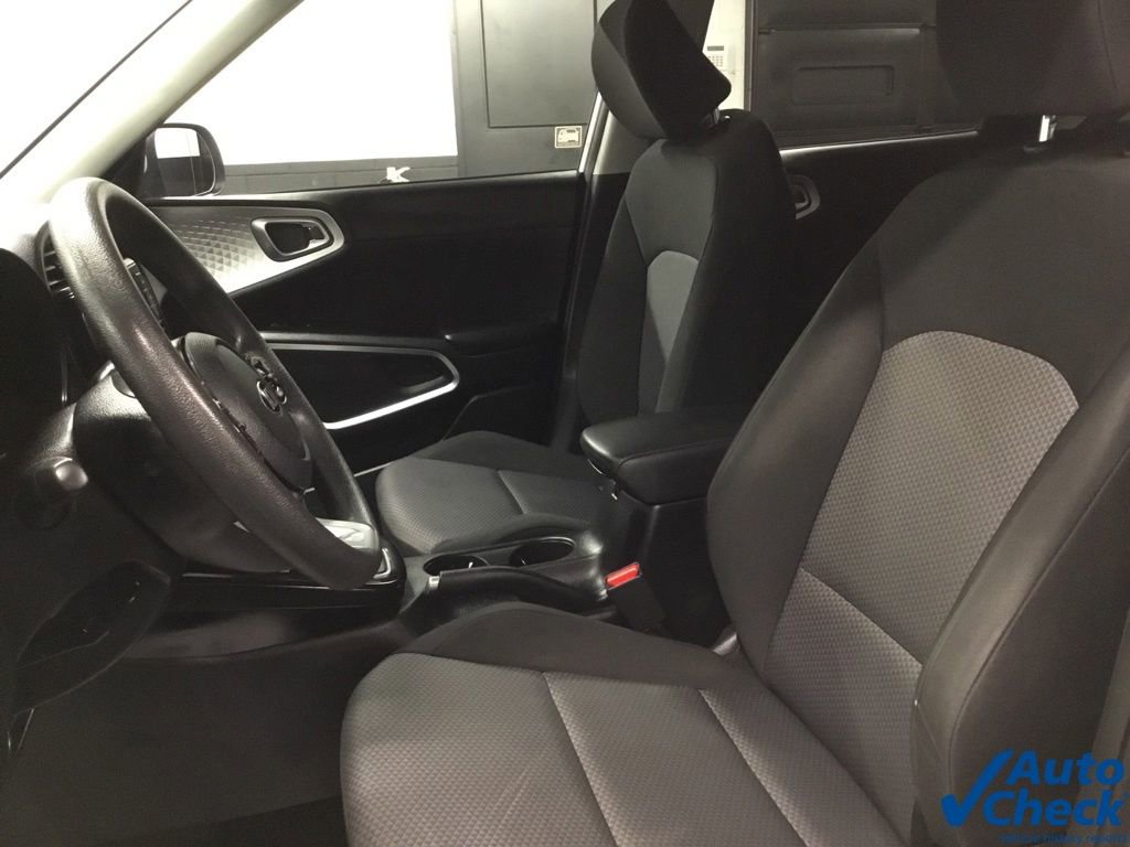 Used 2021 Kia Soul LX FWD image 22