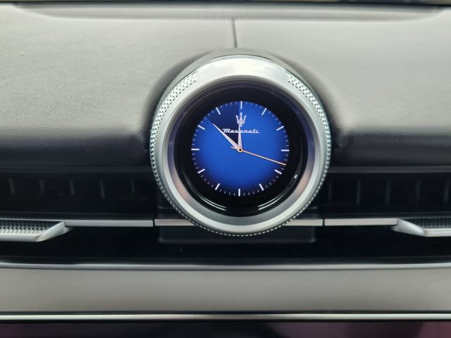 Used 2023 Maserati Grecale Modena AWD/4WD image 22