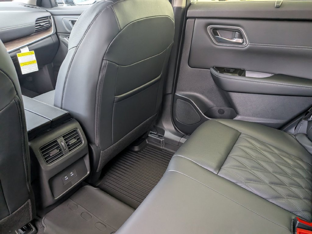 New 2026 Nissan Rogue Platinum AWD/4WD image 36