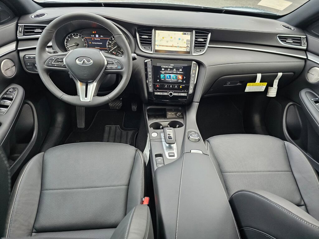New 2025 INFINITI QX55 Essential image 23