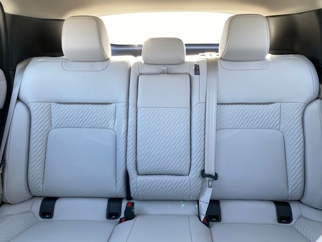 New 2026 Nissan Leaf Platinum+ w/ Cargo Package (Platinum+) image 11