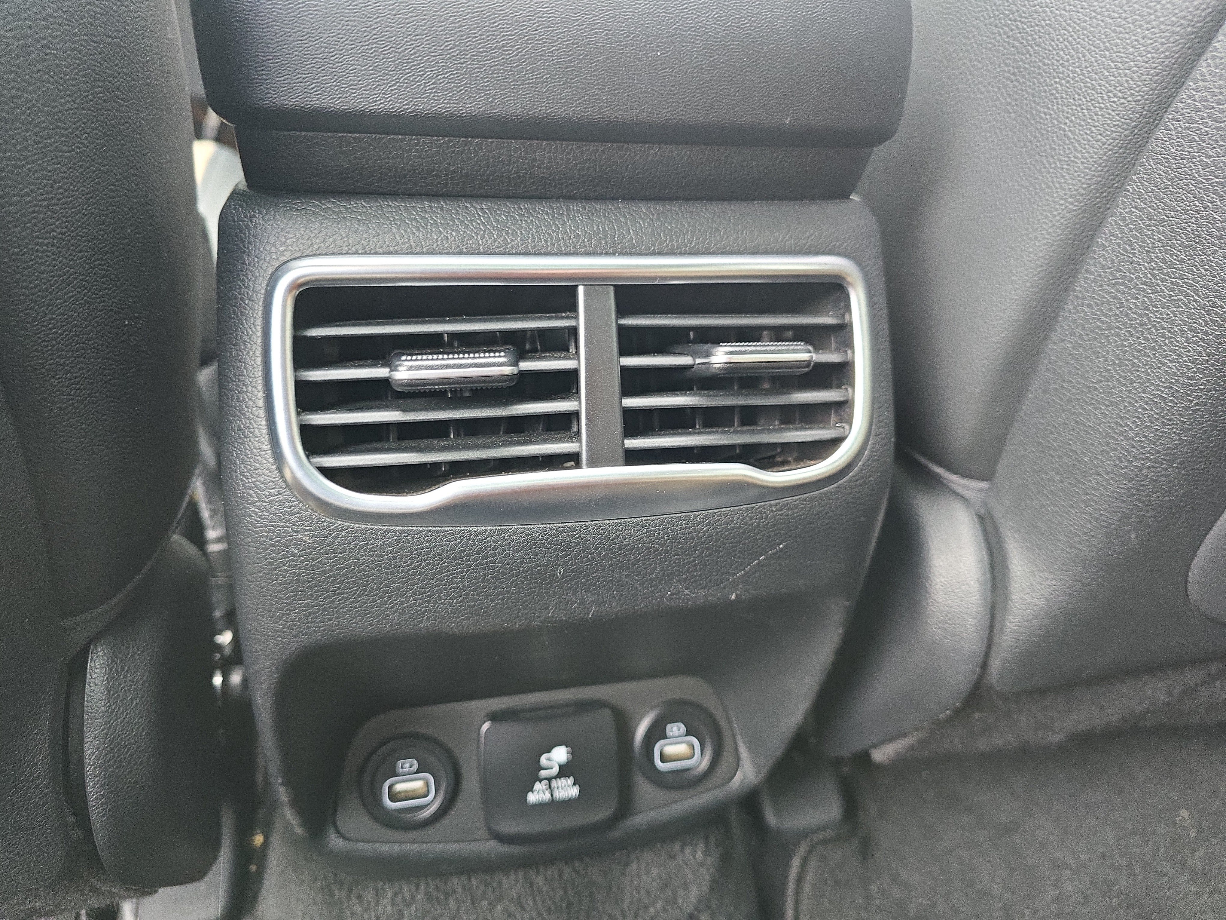 Used 2021 Hyundai Santa Fe Limited FWD image 15