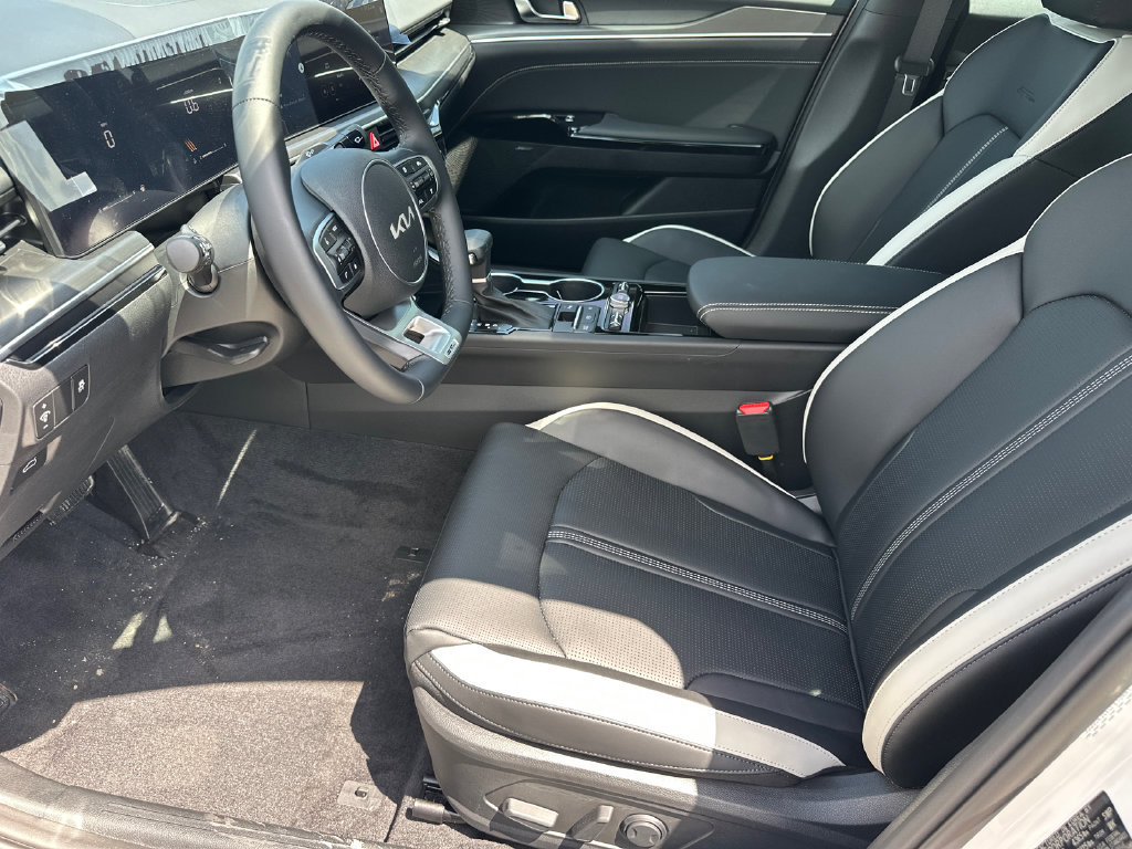 New 2026 Kia K5 GT-Line w/ GT-Line Premium Package FWD image 9