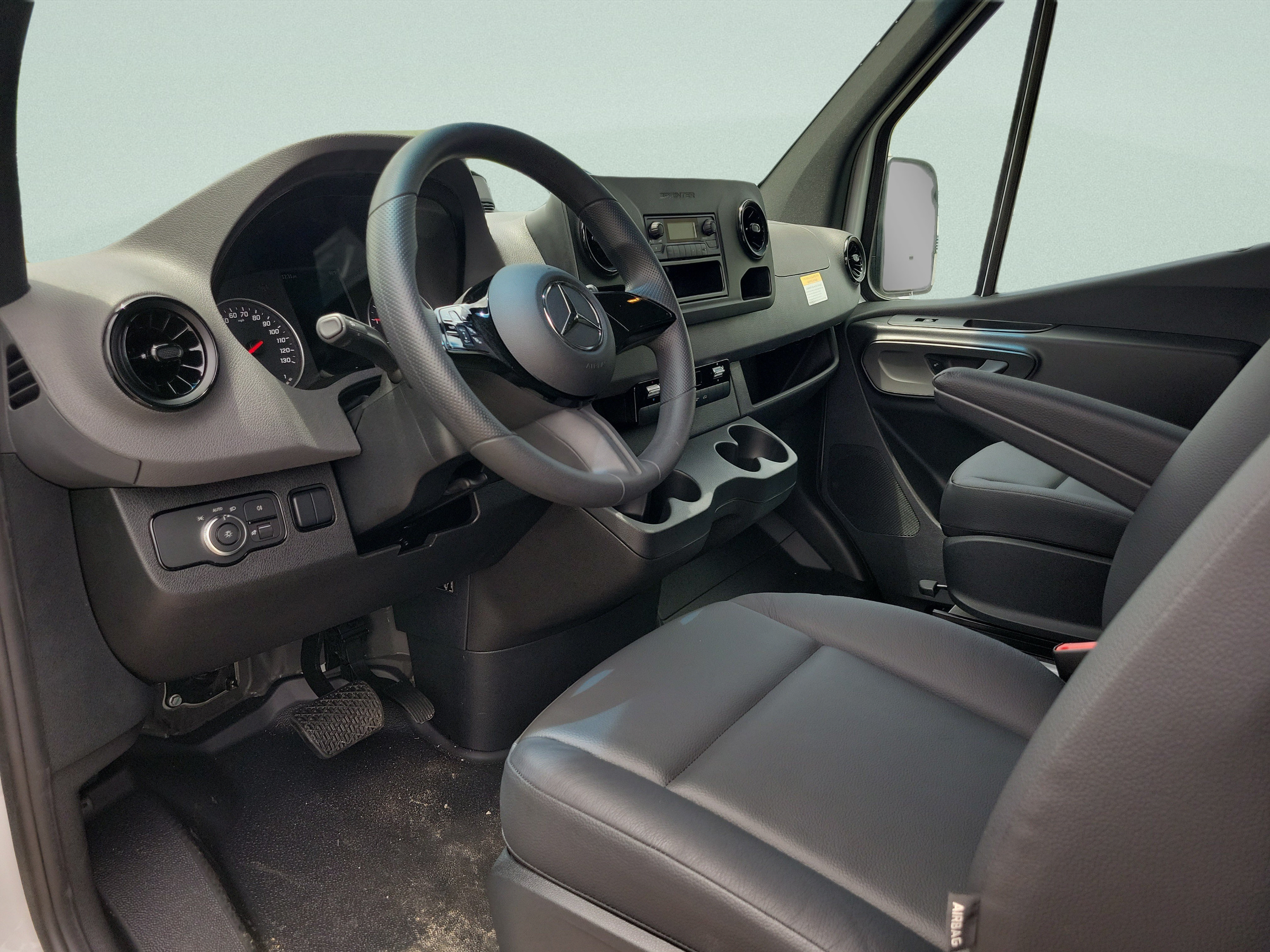 New 2025 Mercedes-Benz Sprinter 2500 image 15