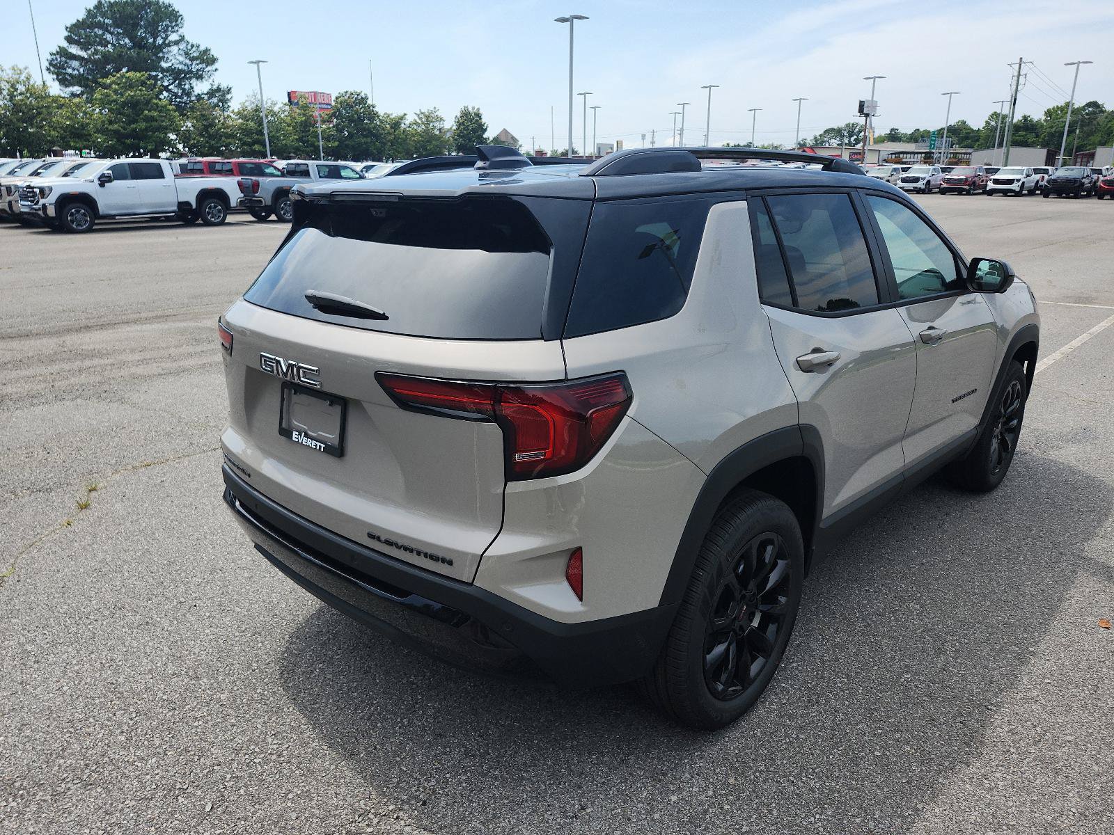 New 2026 GMC Terrain Elevation w/ Elevation Premium Package FWD image 3