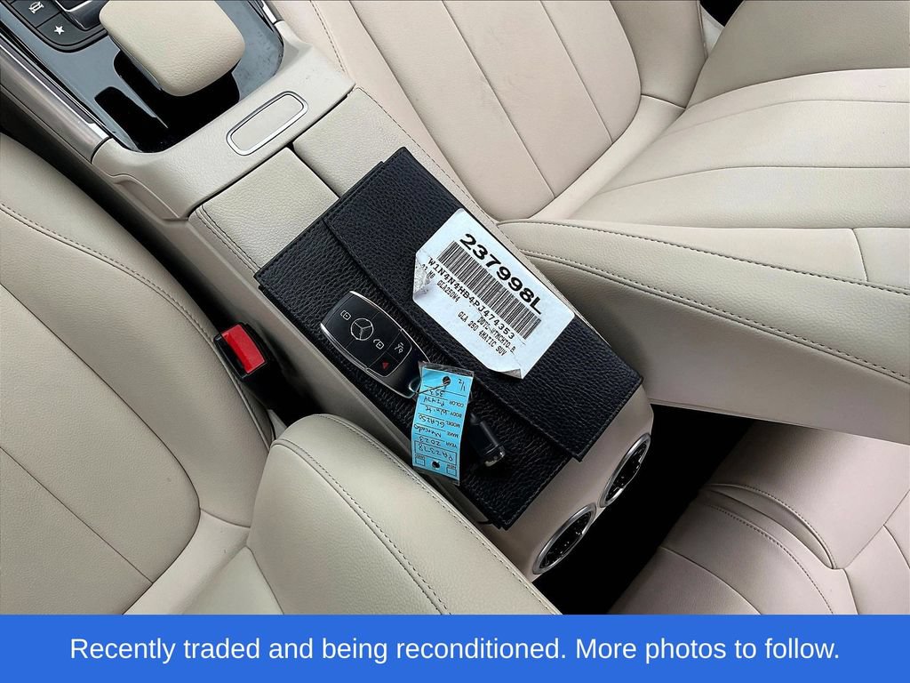 Used 2023 Mercedes-Benz GLA 250 4MATIC w/ Premium Package image 34
