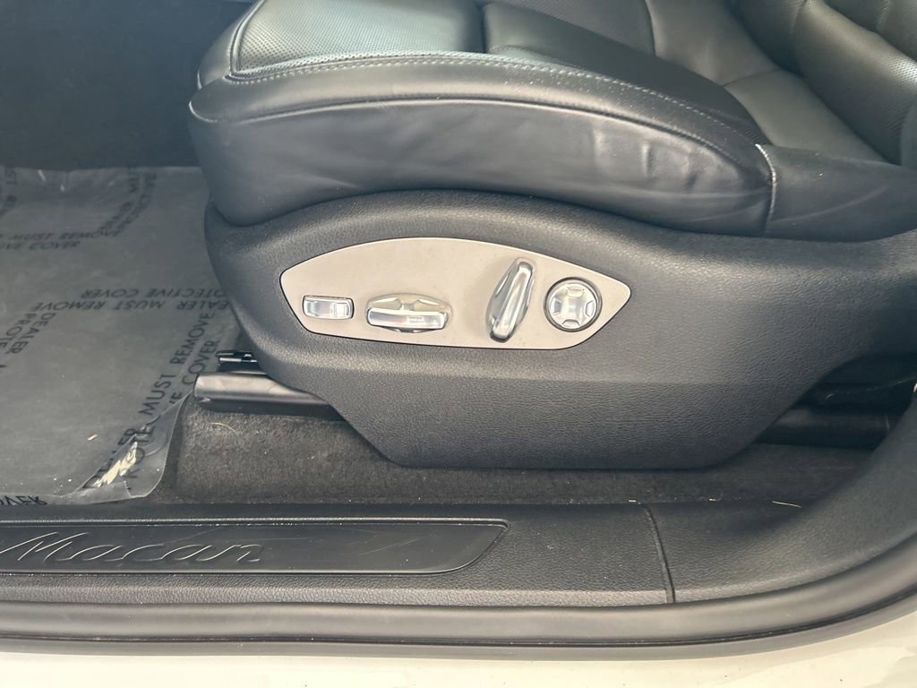 Used 2022 Porsche Macan image 40