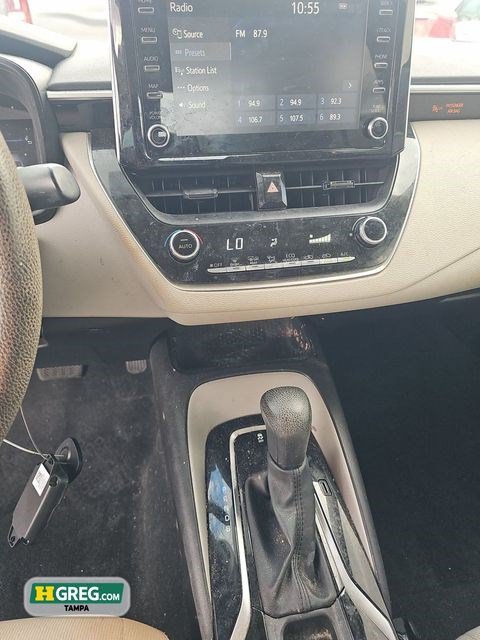 Used 2020 Toyota Corolla LE FWD image 15