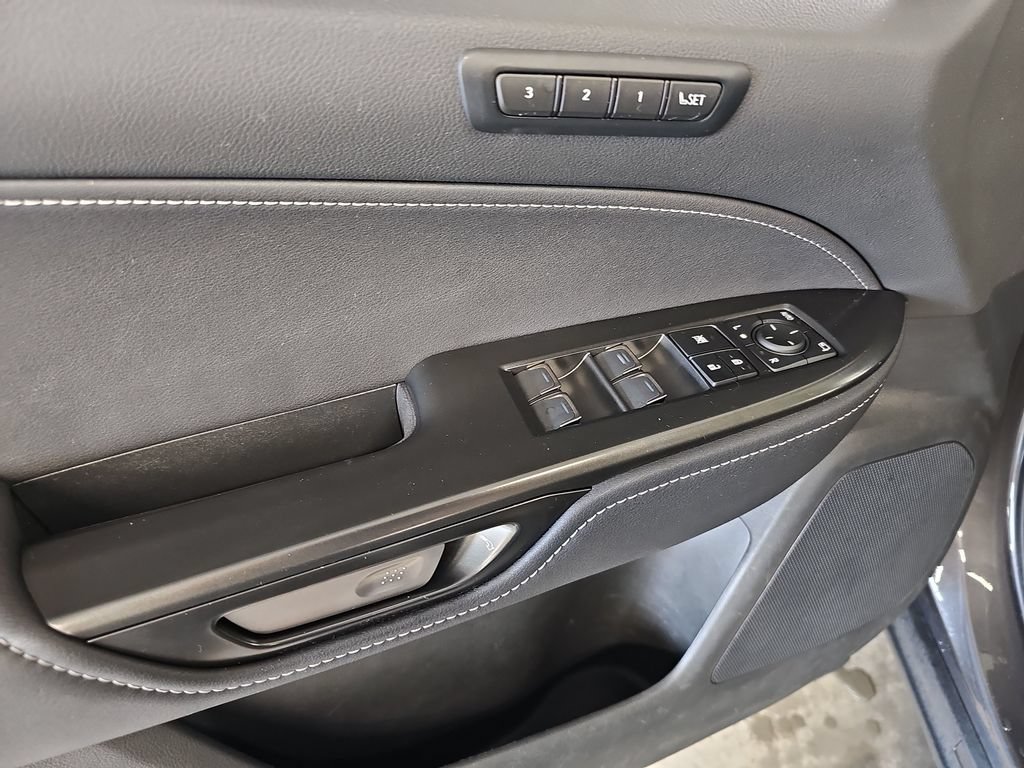 Used 2025 Lexus NX 250 AWD w/ Accessory Package (2T) image 19