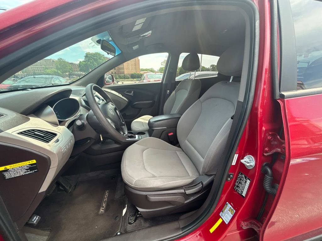 Used 2014 Hyundai Tucson GLS image 17