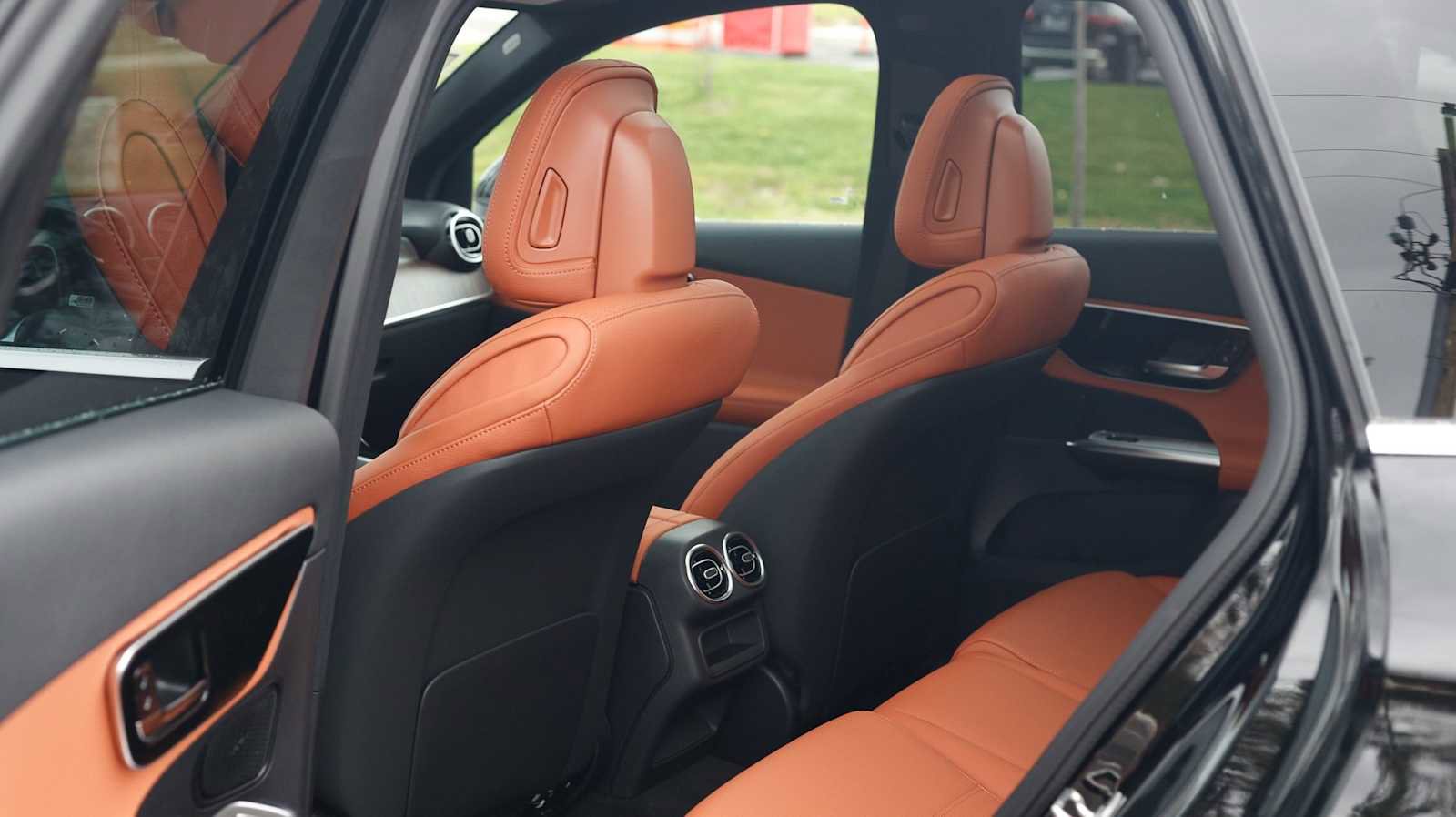 New 2026 Mercedes-Benz GLC 300 4MATIC image 28