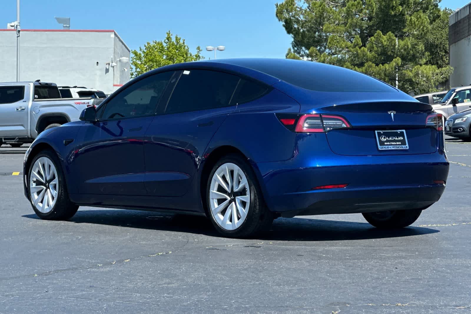 Used 2023 Tesla Model 3 Standard Range RWD image 7