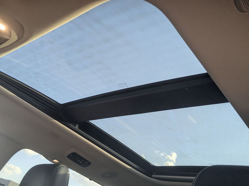 Used 2023 Chrysler Pacifica Limited image 27