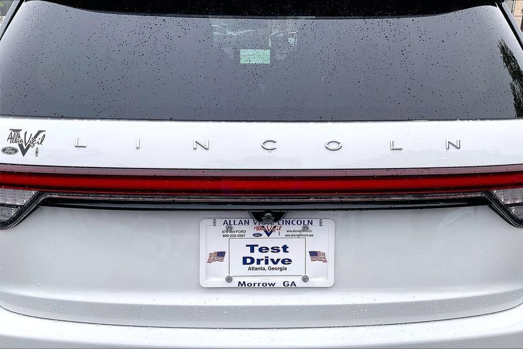 New 2026 Lincoln Aviator 2WD image 9