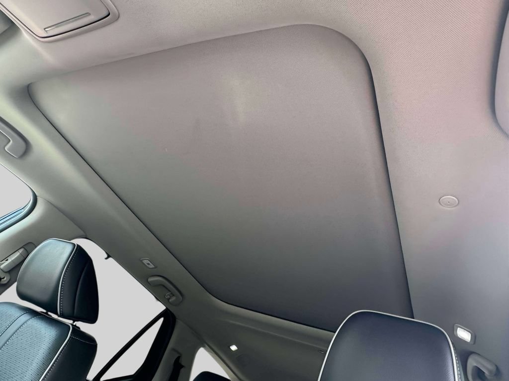 Certified 2025 Honda Pilot Elite image 17