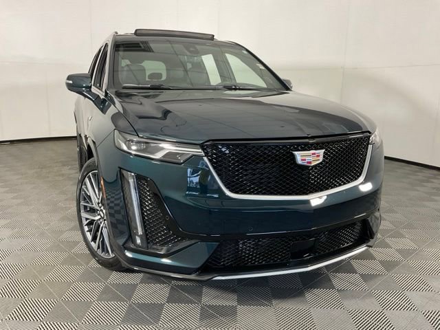Used 2024 Cadillac XT6 Sport w/ Technology Package AWD/4WD image 8