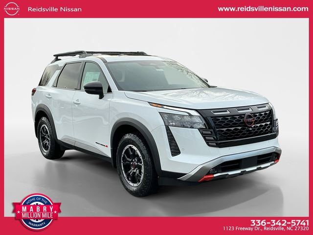 New 2026 Nissan Pathfinder SV image 8