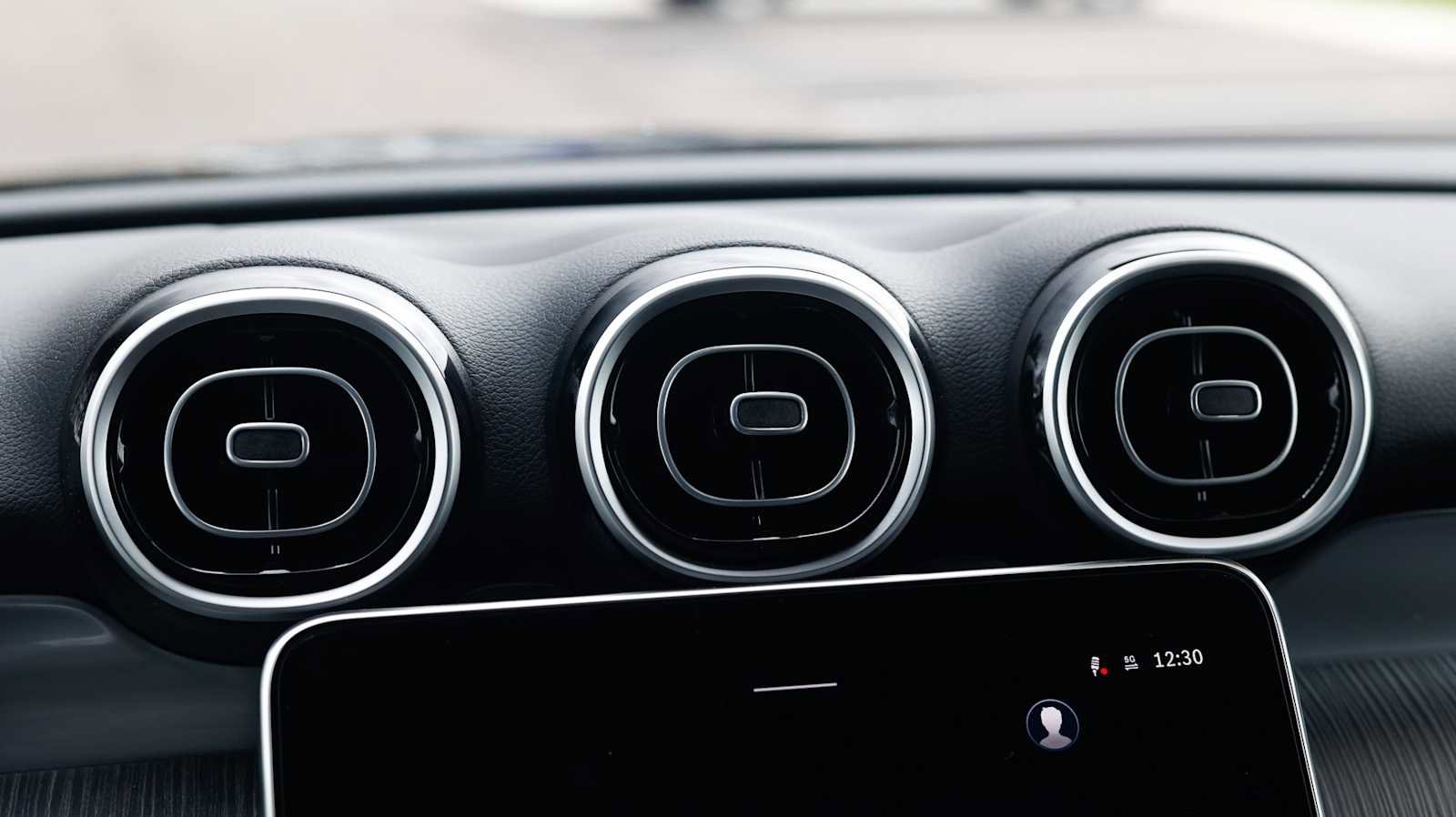 New 2026 Mercedes-Benz GLC 300 4MATIC image 16