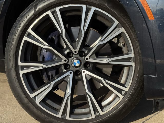 Used 2021 BMW X7 M50i w/ Executive Package AWD/4WD image 11