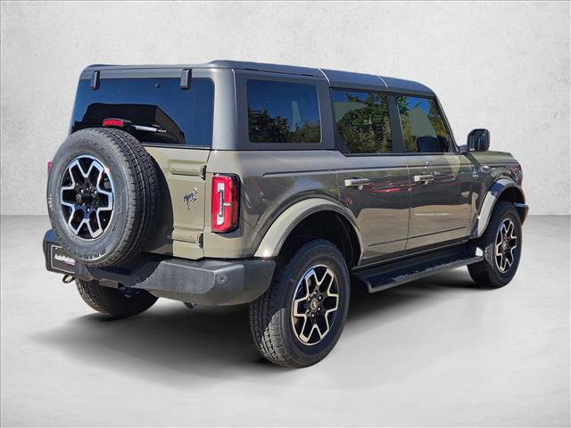 New 2025 Ford Bronco Outer Banks image 2