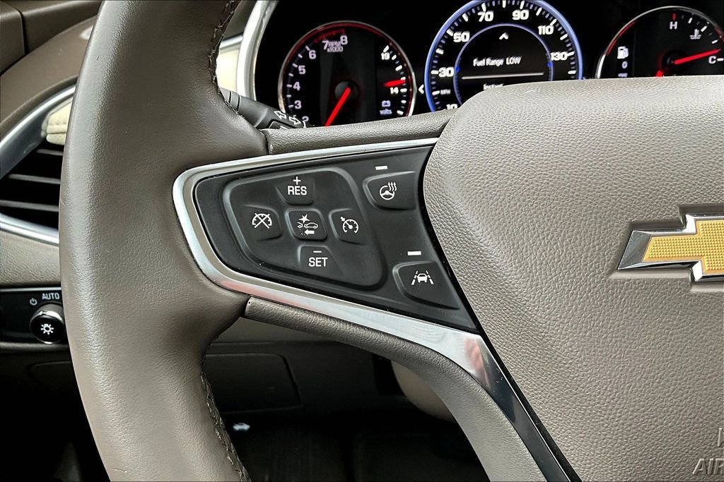 Used 2024 Chevrolet Malibu LT image 11