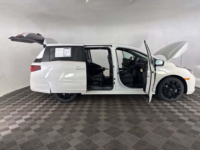 Certified 2026 Honda Odyssey Sport-L image 17