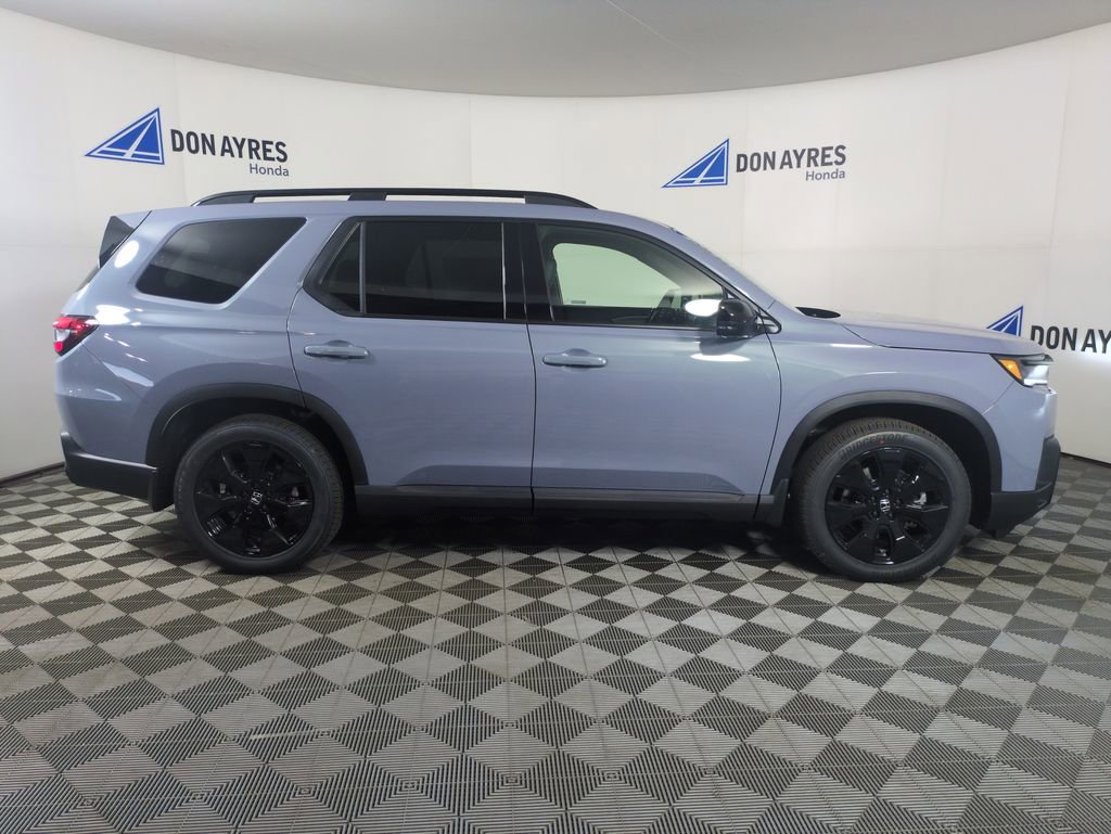New 2026 Honda Pilot Black Edition image 6