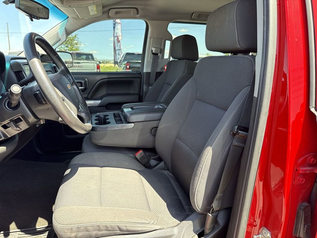Used 2018 Chevrolet Silverado 1500 LT w/ All Star Edition AWD/4WD image 21